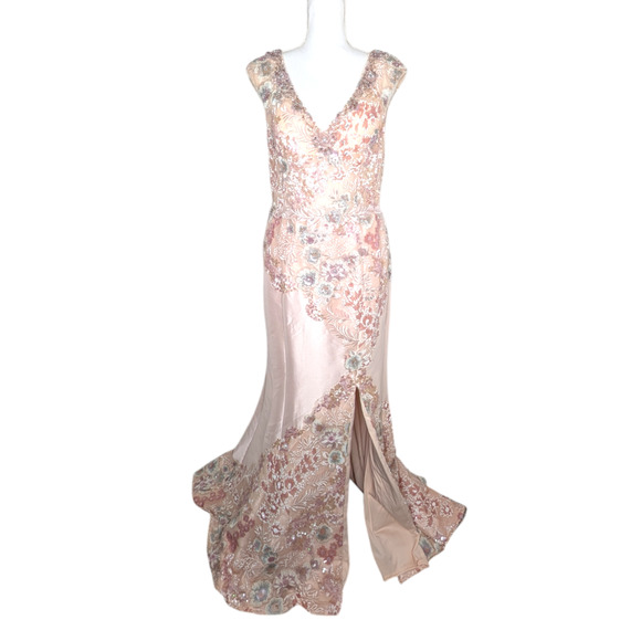 Terani Couture Blush Floral Embroidered Gown V-Neck Sequins Size 10 - Picture 15 of 16